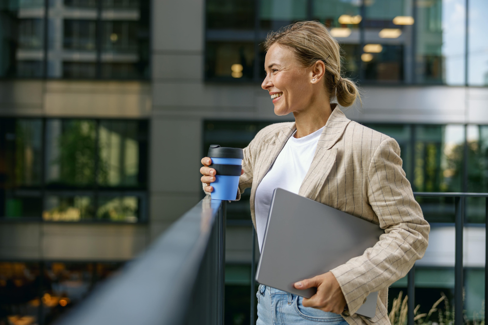 Sales Management: Top 7 Qualities of a Good Sales Student